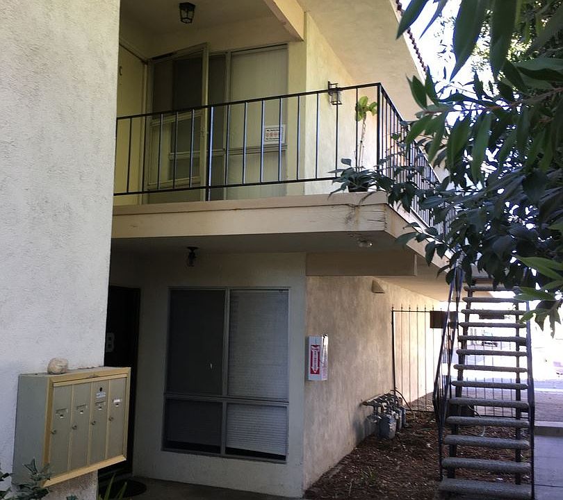 2nd image of 4881 Kona Dr APT B