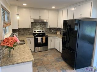 9754 Van Dr, Baton Rouge, LA 70815