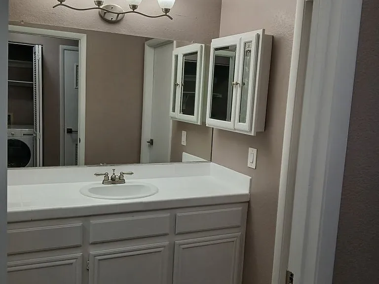 1851 Hillpointe Rd #17 — Photo 11