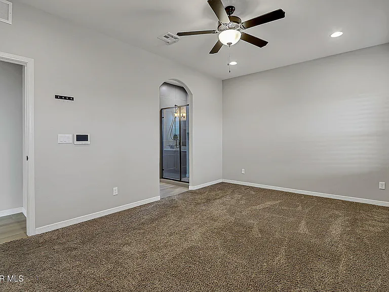 13752 Newton Ct — Photo 27
