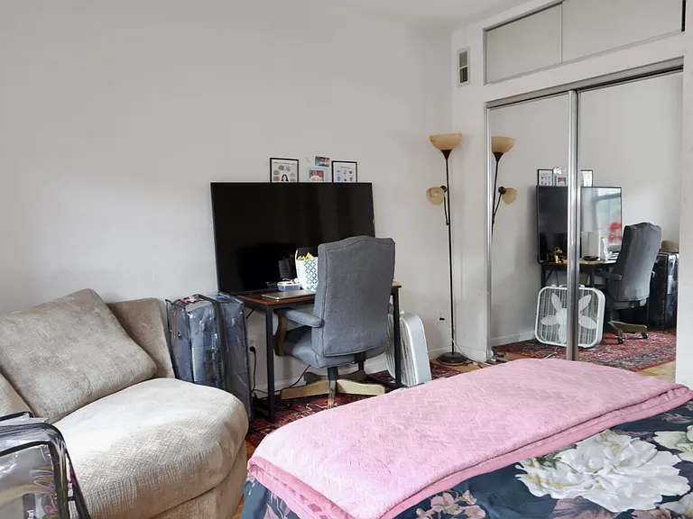 328 Palisade Ave #2 — Photo 13