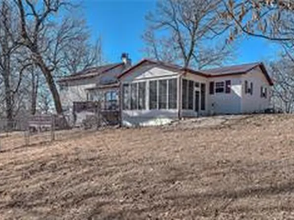 29 County Road 1522, Eureka Springs, AR 72632