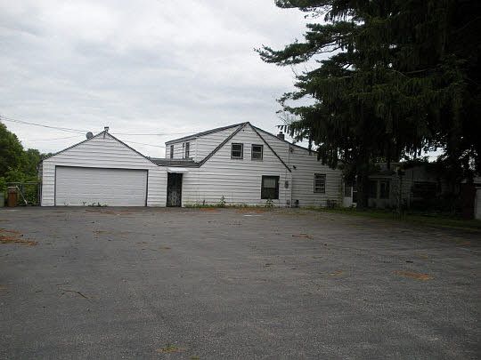 1st image of 6538 Auburn St