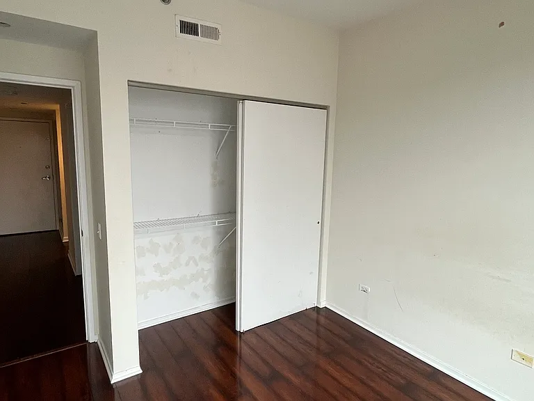 61 W 15th St #202 — Photo 14