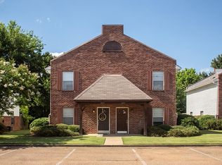 2013 Dundee Rd, Oxford, MS 38655