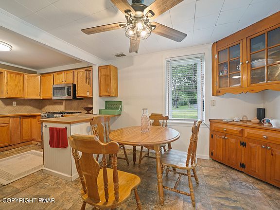 5th image of 2229 Smith Rd