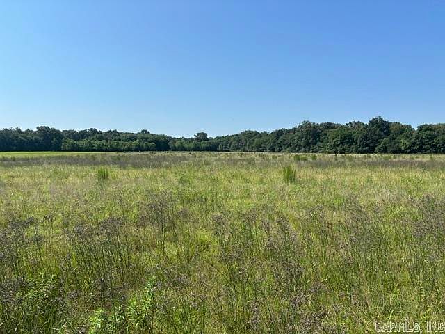 2nd image of 10 Acres Pike Ln