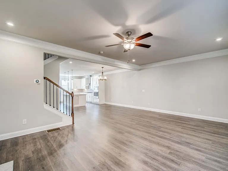 1363 Harris Way NE — Photo 32