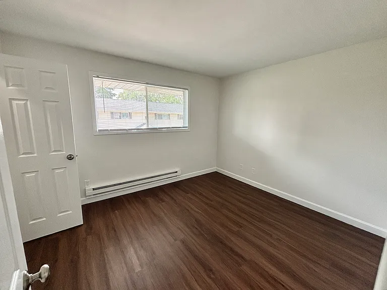 575 Schiller St #17 — Photo 17