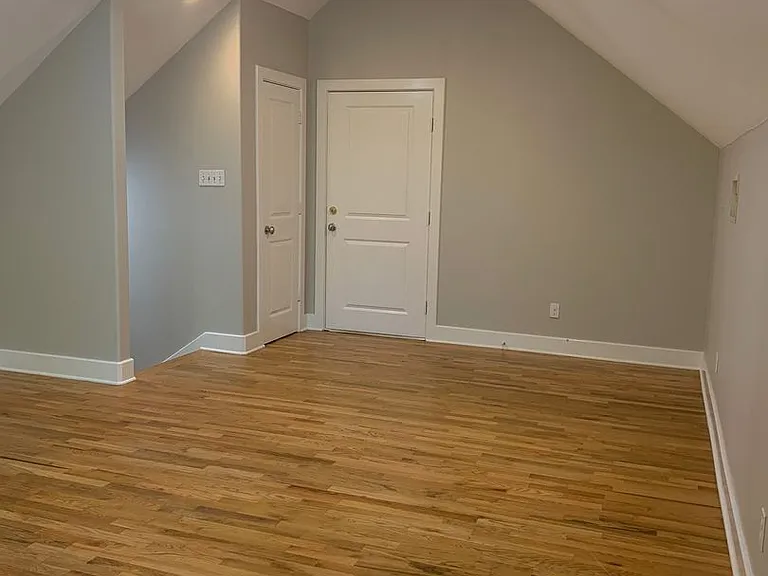 3207 Hampton Rd #A-B — Photo 4