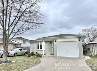 1672 Foster Ave, Windsor, ON