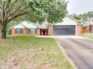 2820 Harwood Dr, Hephzibah, GA 30815