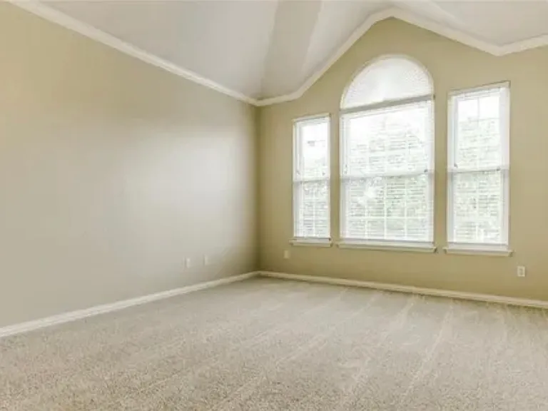 1931 Paloma Way — Photo 20