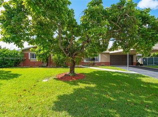 10904 SW 119th St, Miami, FL 33176