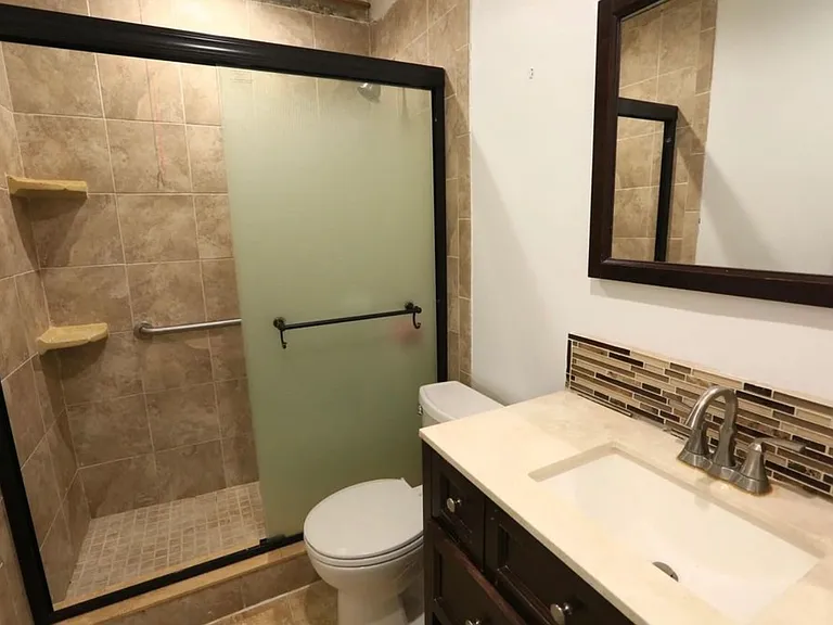 3612 Northside Dr #B — Photo 2