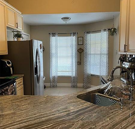 5th image of 7940 Sagebrush Pl