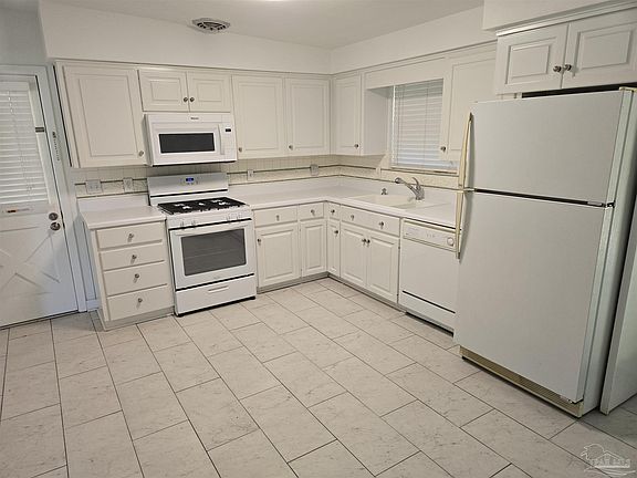 5th image of 3915 Bonway Dr