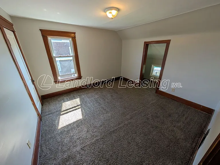 1850 E 33rd St — Photo 13