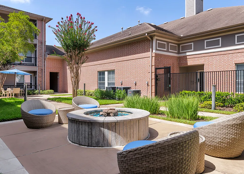 Elate Royal Oaks