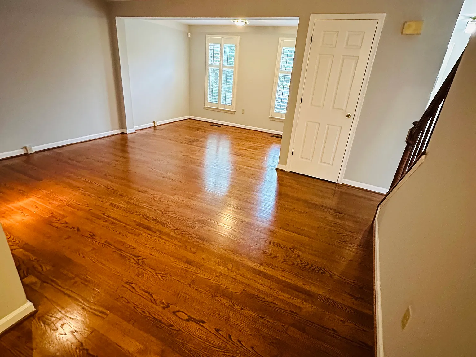 4 bed, 3.5 bath, 1280 sqft, $2,600 — Photo 4