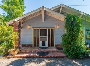 23153 Oxnard St, Woodland Hills, CA 91367