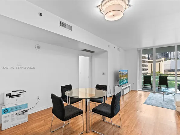 950 Brickell Bay Dr APT 501, Miami, FL 33131