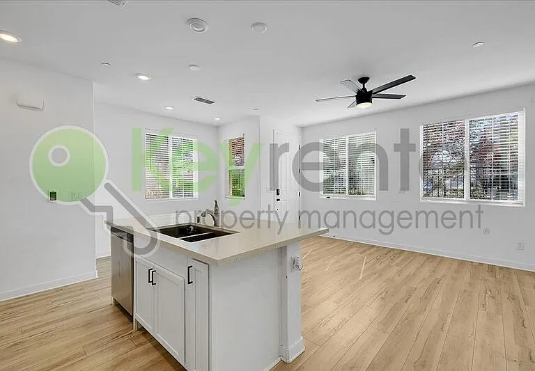 5301 E Commerce Way #44104 — Photo 11