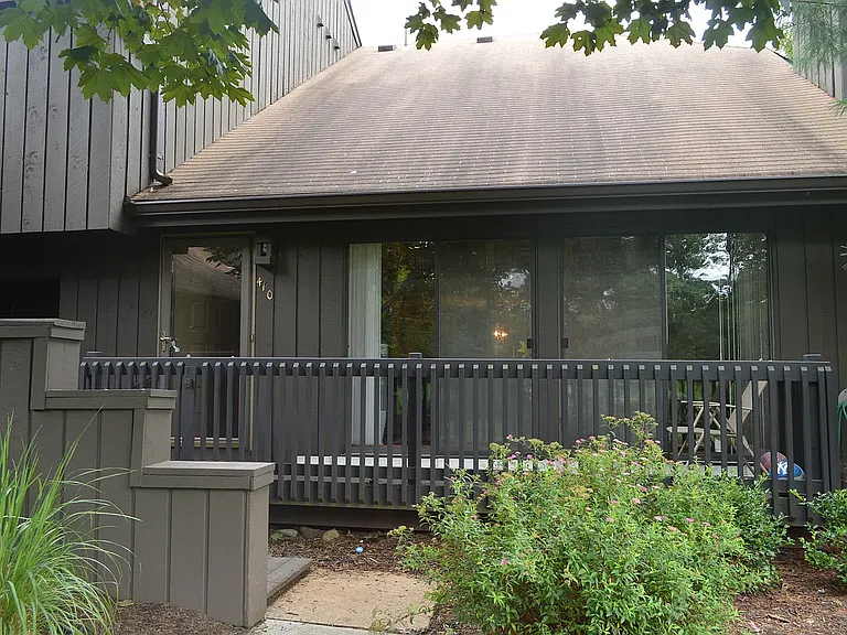410 Westgate Dr #410 — Photo 2