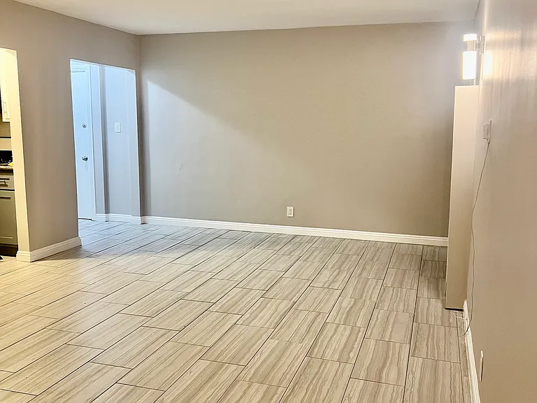 829 S Taylor Ave #13 — Photo 3