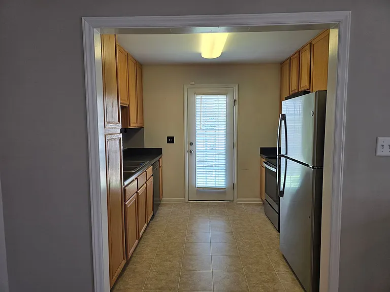 9804 Blackwell Dr — Photo 7