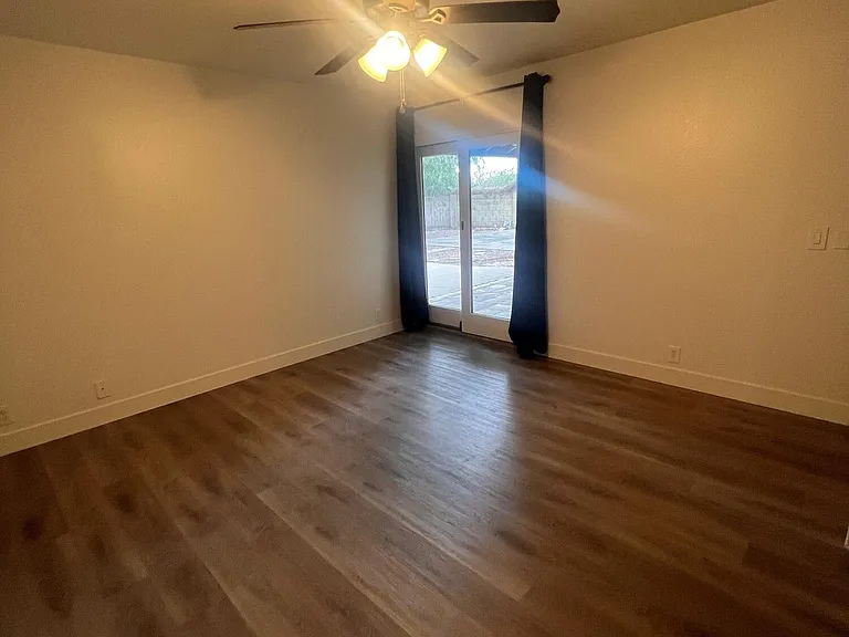 6530 S Farmer Ave — Photo 14