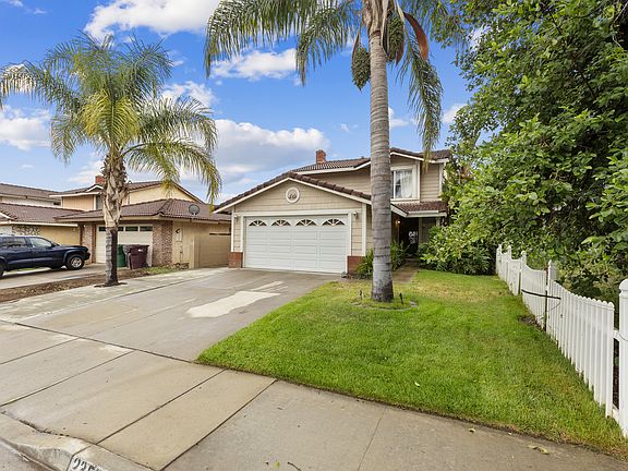 2nd image of 23589 Ashwood Ave