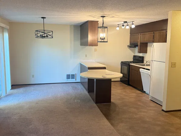 2723 Crystal Springs Rd W #2723, Tacoma, WA 98466