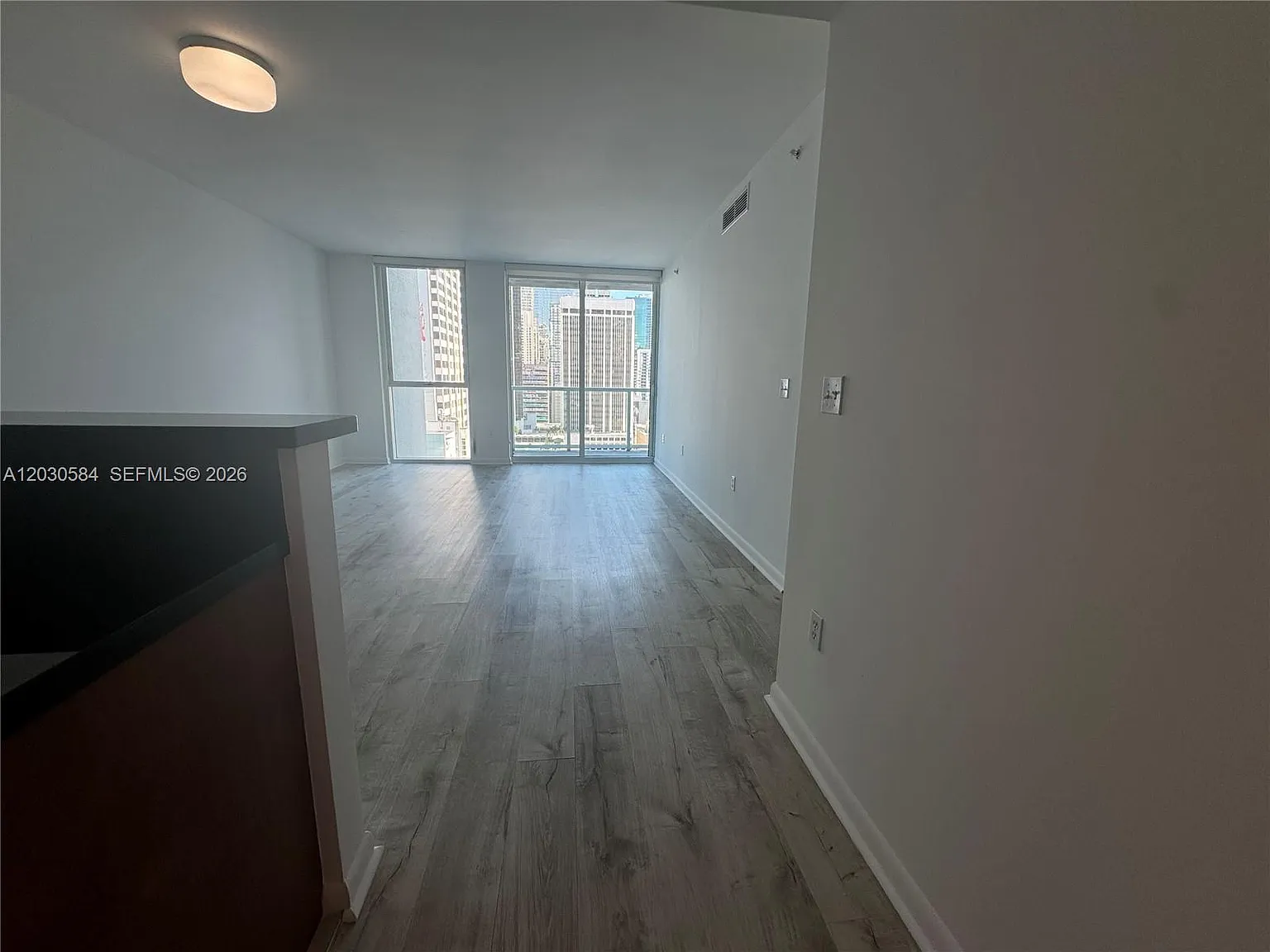 Vizcayne North Condo — Photo 4