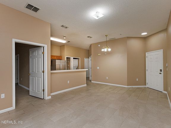4th image of 6070 MAGGIES Circle #105