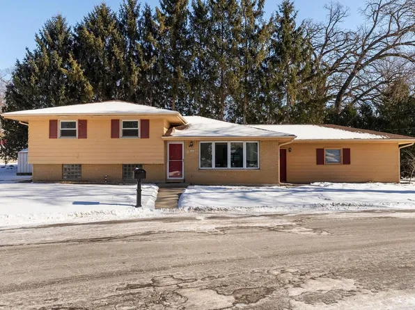 2845 Tomahawk Court, Middleton, WI 53562