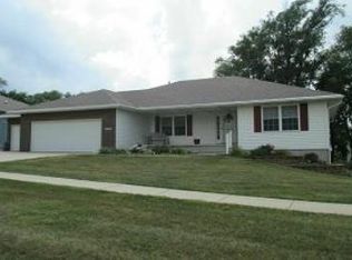 1104 S 11th St, Adel, IA 50003