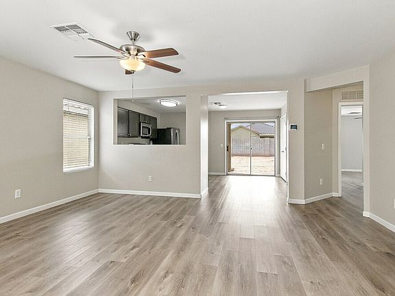 3rd image of 2519 W Romley Rd