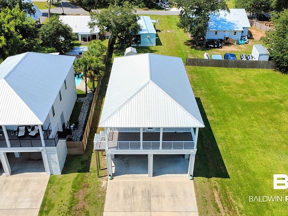 2nd image of 27094 Magnolia Dr