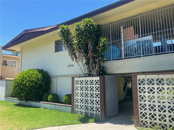 12541 Old River School Rd, Downey, CA 90242