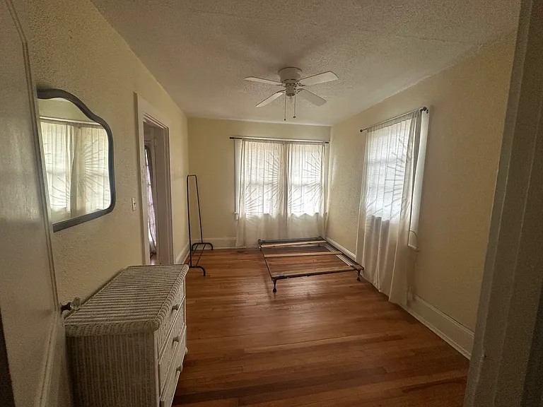 152 Walnut St — Photo 6
