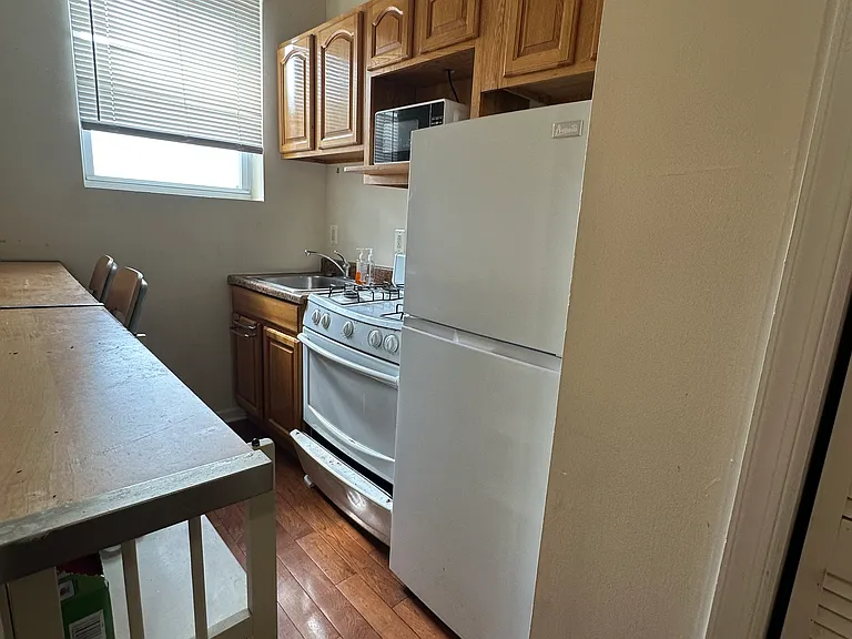 2005 N 16th St #3B — Photo 3