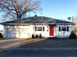 5 Knox St, Enfield, CT 06082