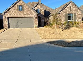 9725 Surveyor Rd, Little Elm, TX 75068