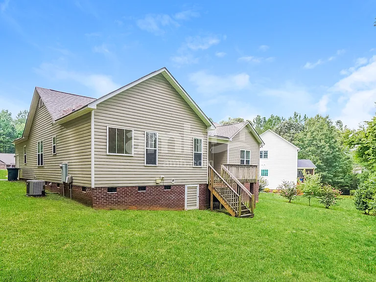 48 Kings Canyon Ct — Photo 16