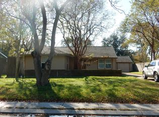 309 20th Ave N, Texas City, TX 77590