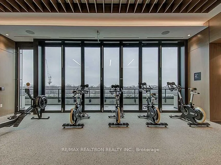 575 Bloor St E #2208 — Photo 30