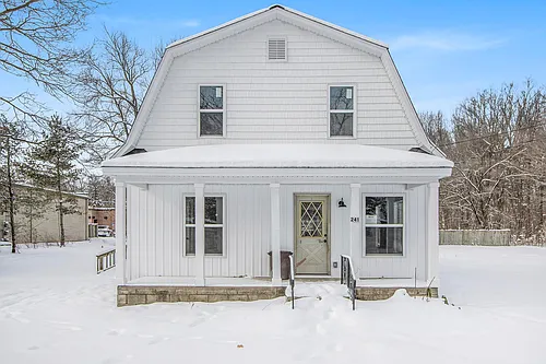 241 Sherman St Photo 1