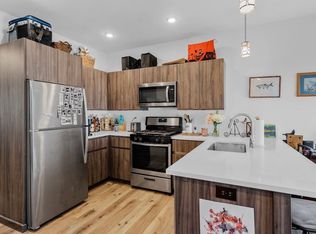 211 W 9th St #3, Boston, MA 02127