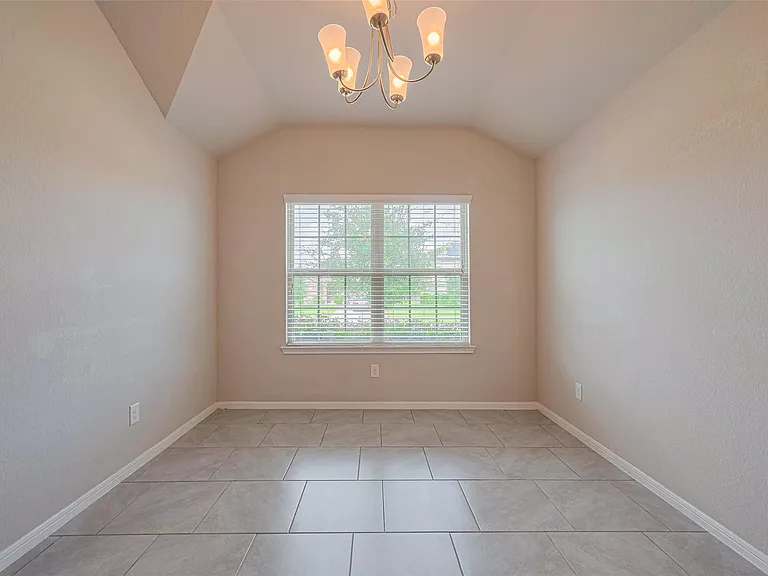 3010 Veeder Pass Ln — Photo 5